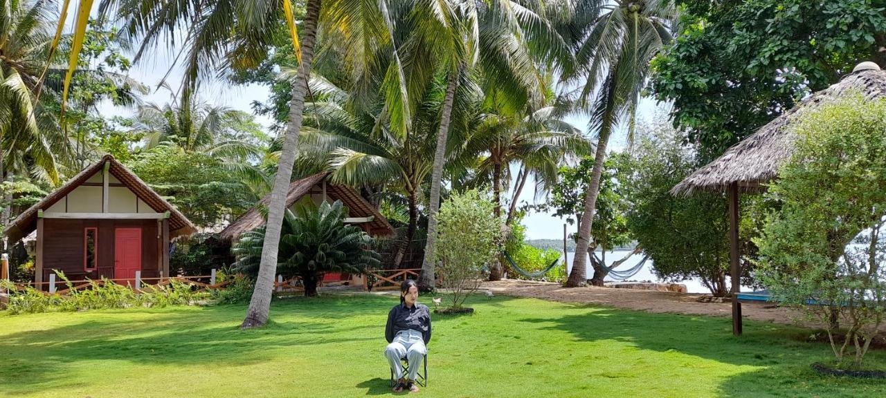 Bungalow Ilhas Karimunjava Exterior foto