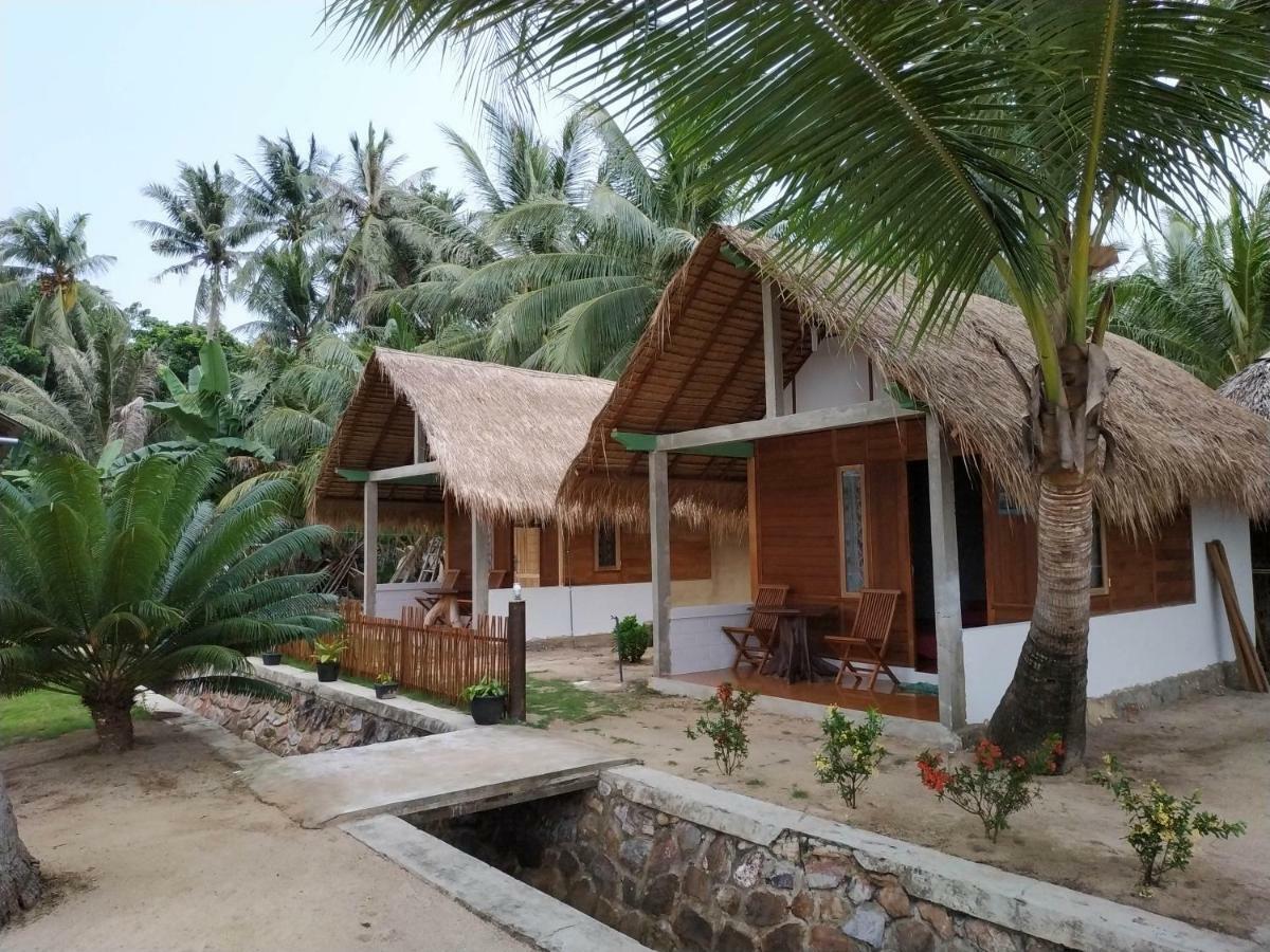 Bungalow Ilhas Karimunjava Exterior foto
