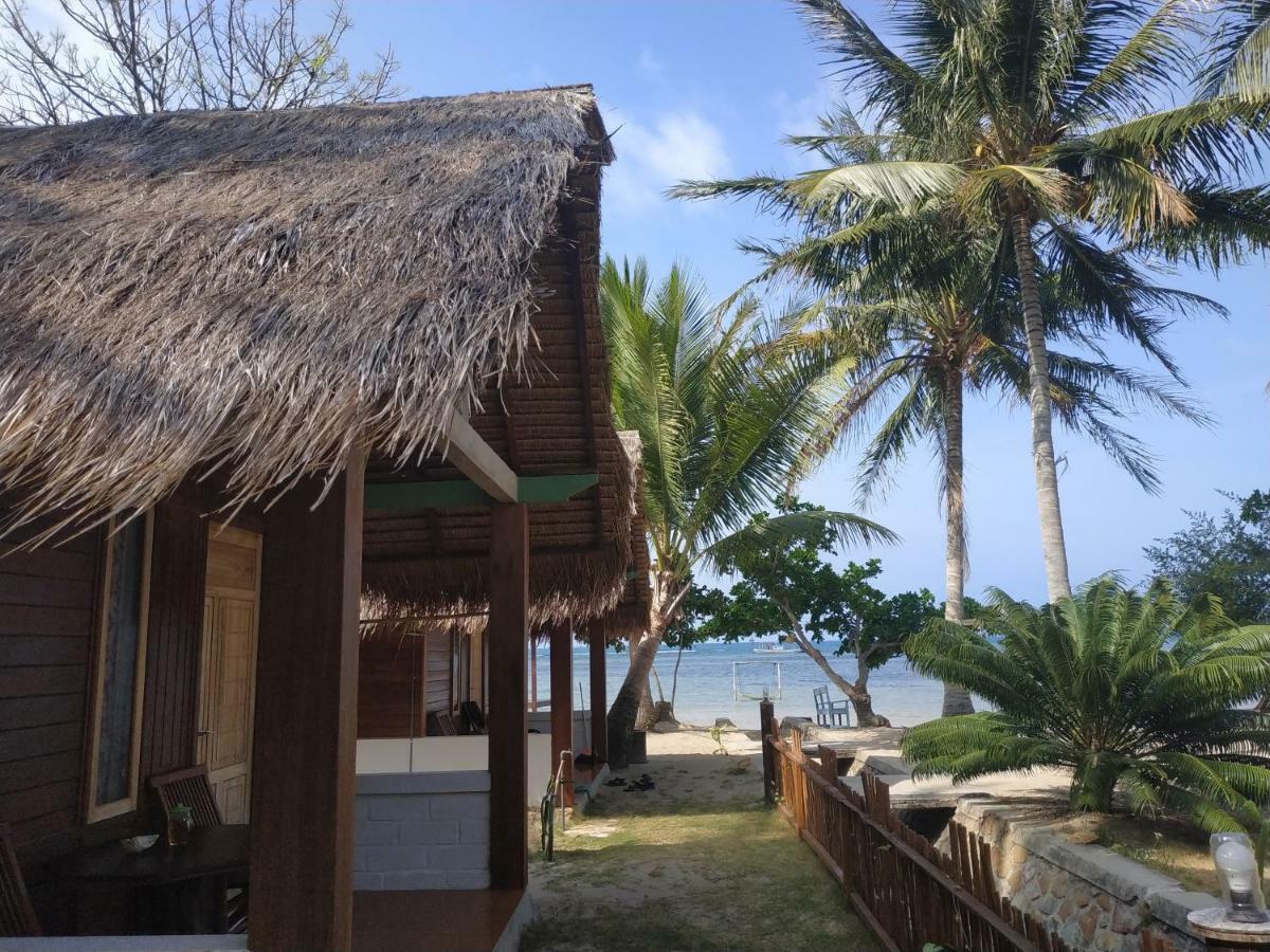 Bungalow Ilhas Karimunjava Exterior foto